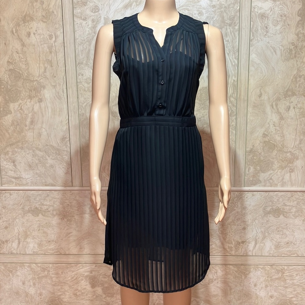 Banana Republic Black Sleeveless Sheath Dress